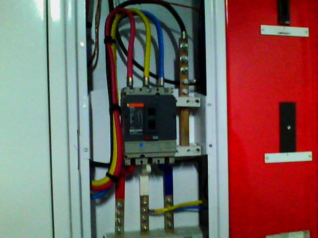 Electrical equipment visible-light inspection image